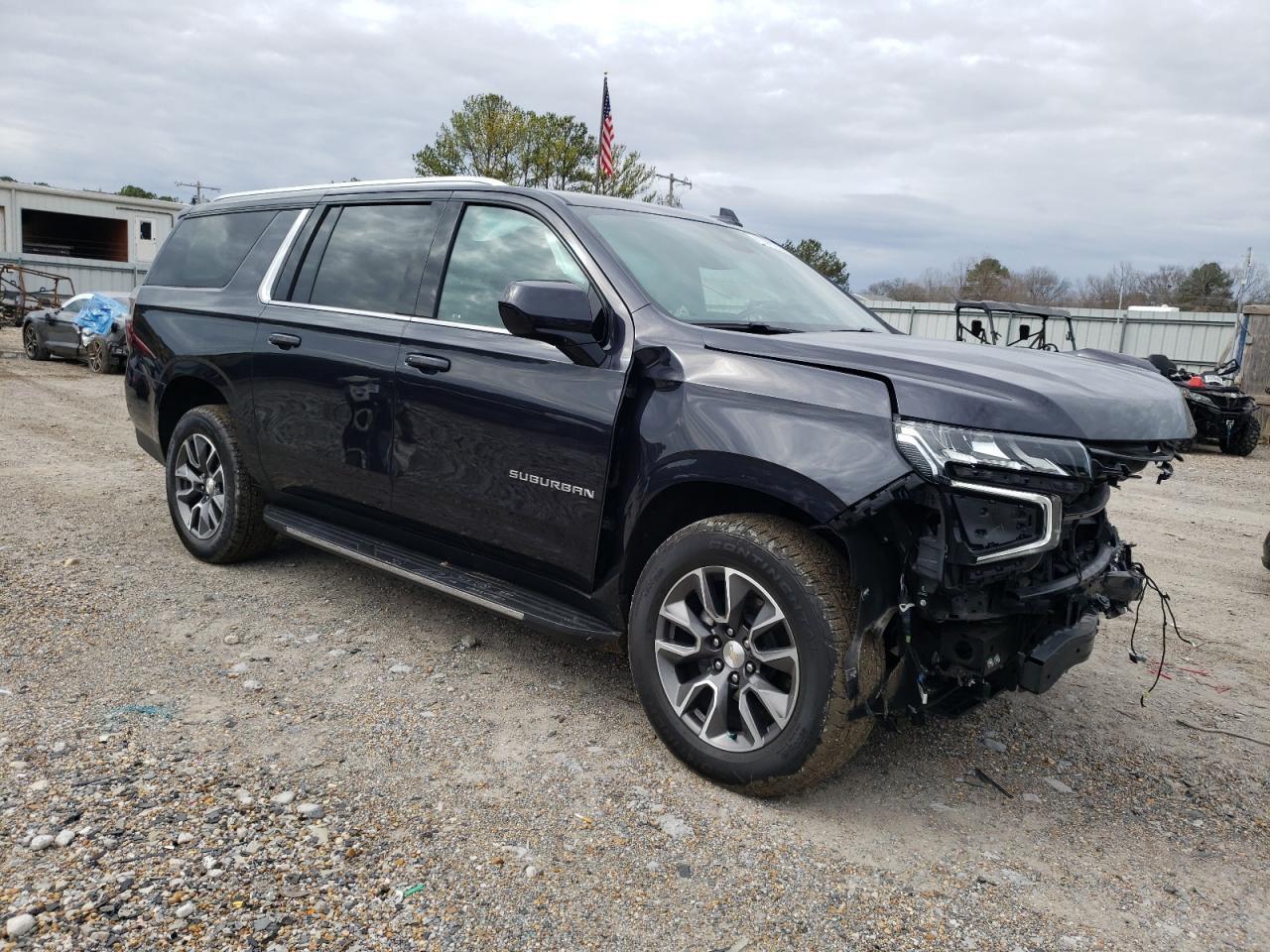 2023 CHEVROLET SUBURBAN C - Image 4