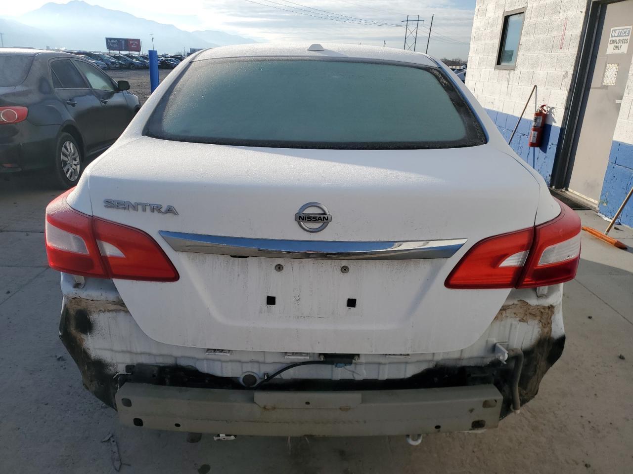 2018 NISSAN SENTRA S - Фото 6