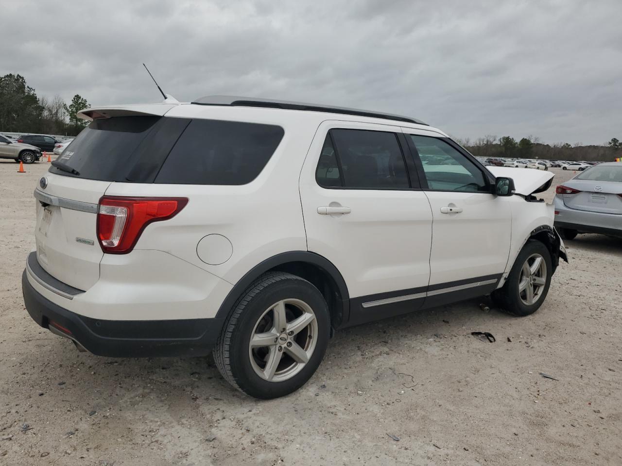 2018 FORD EXPLORER X - Image 3