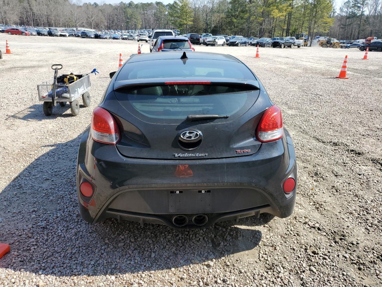 2013 HYUNDAI VELOSTER T - Фото 6