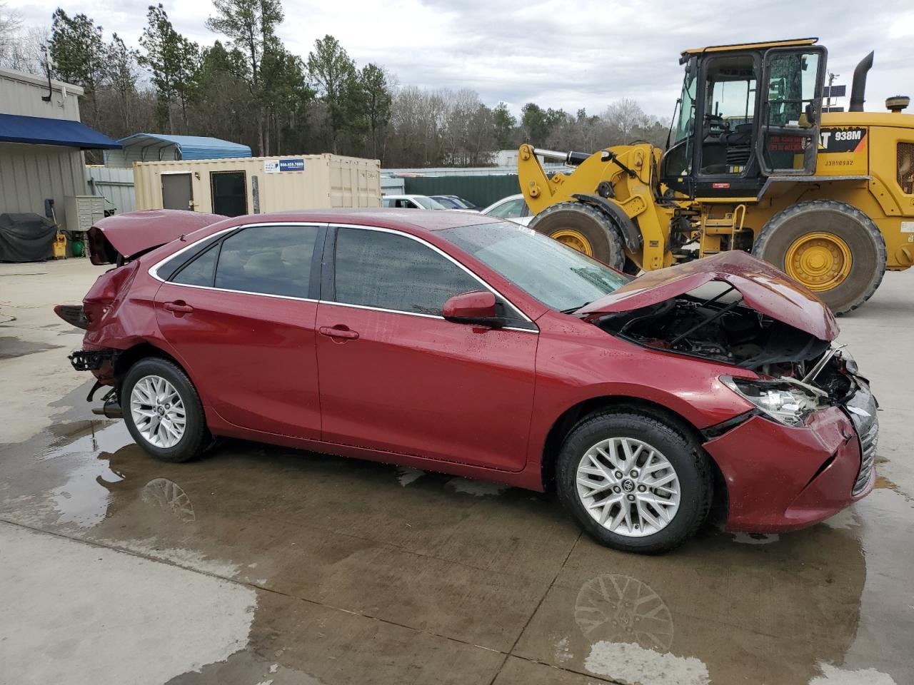 2016 TOYOTA CAMRY LE - Image 4
