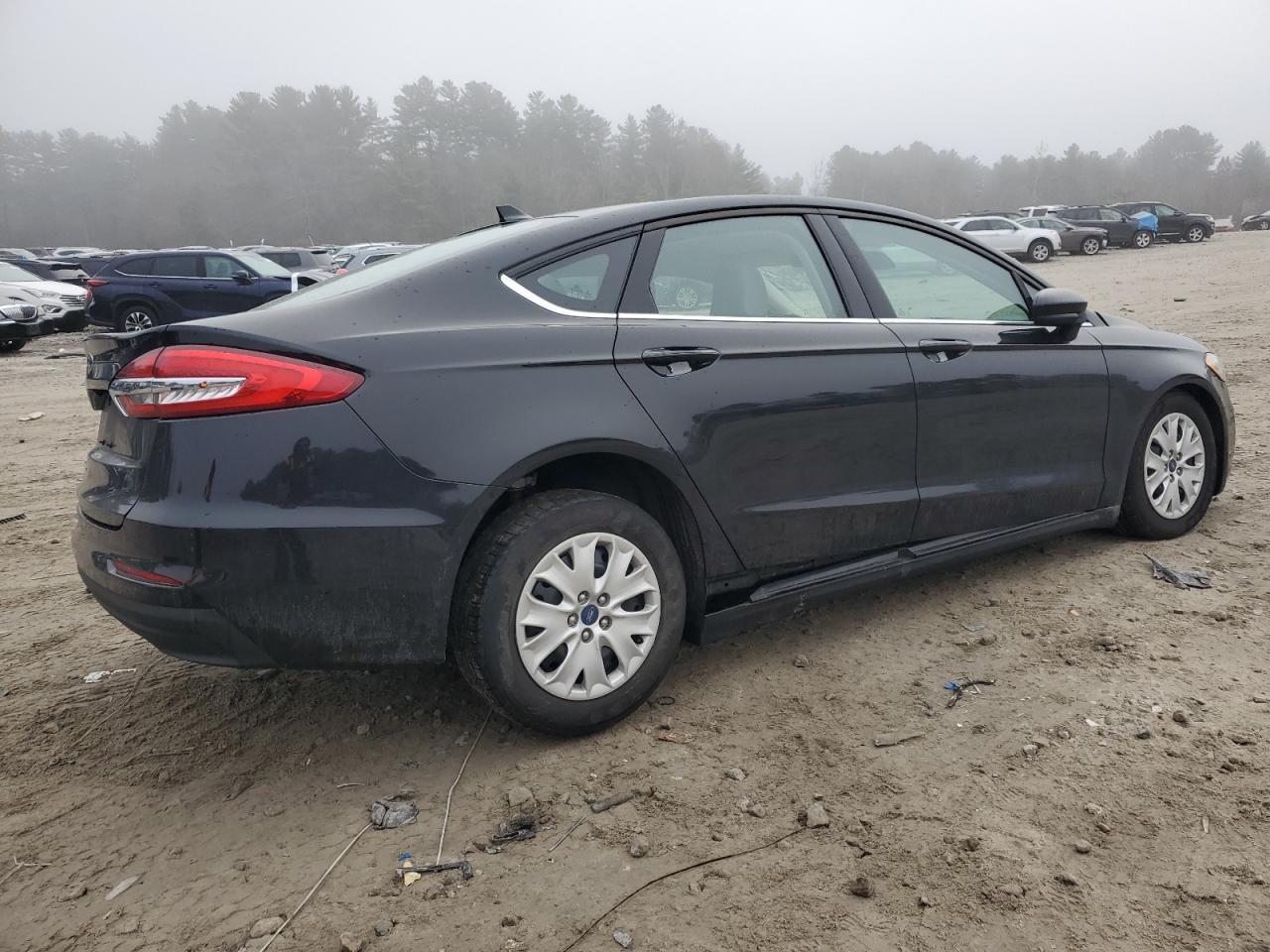 2020 FORD FUSION S - Image 3
