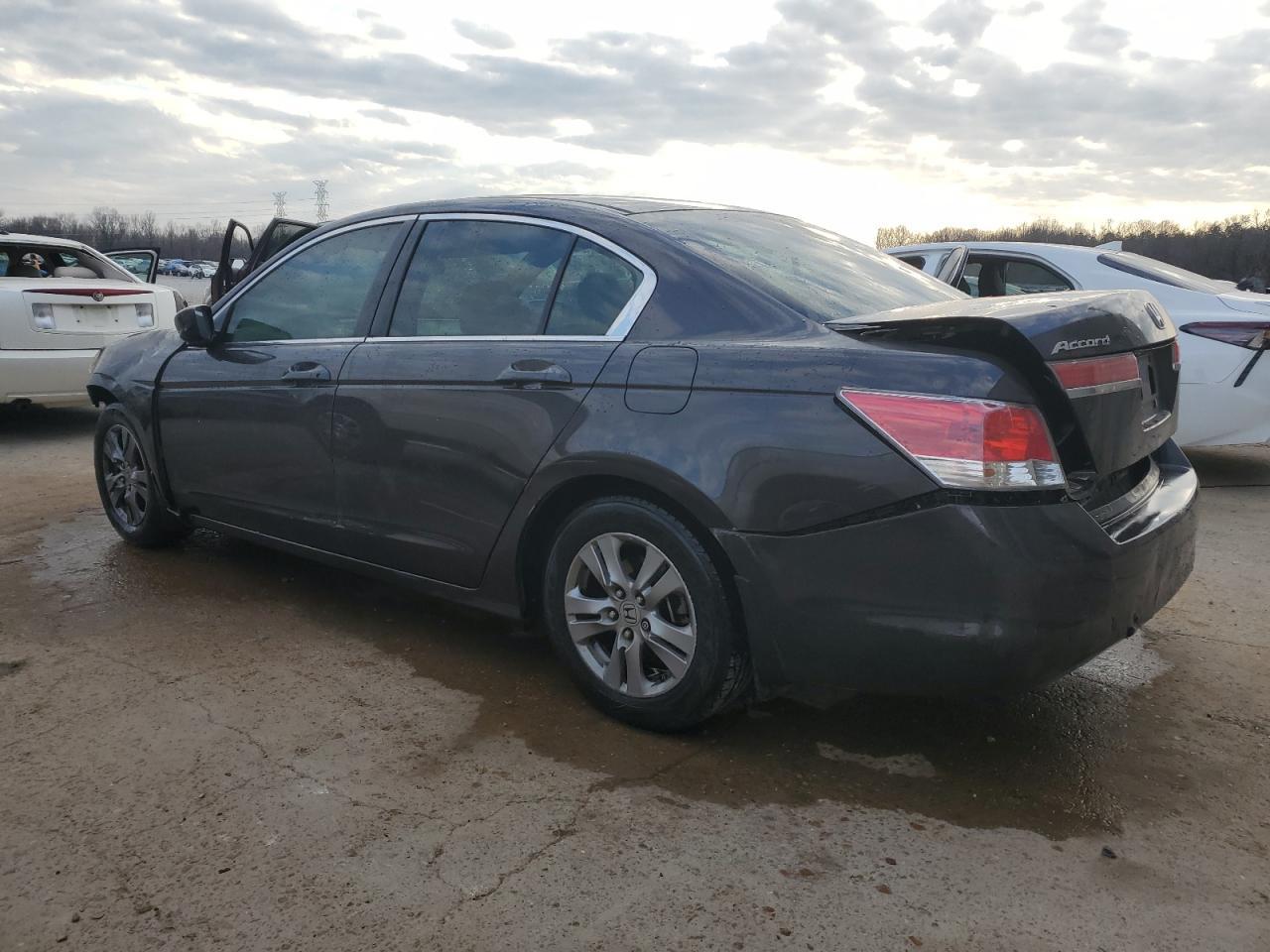 2011 HONDA ACCORD LXP - Фото 2