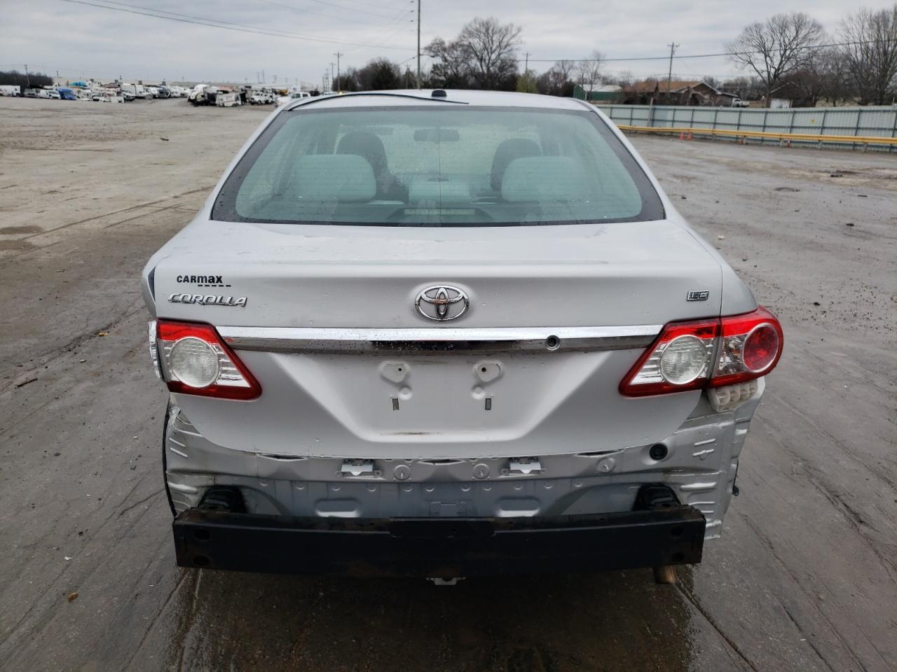 2013 TOYOTA COROLLA BA - Image 6