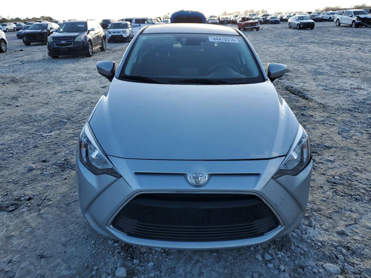2017 TOYOTA YARIS IA - Image 5