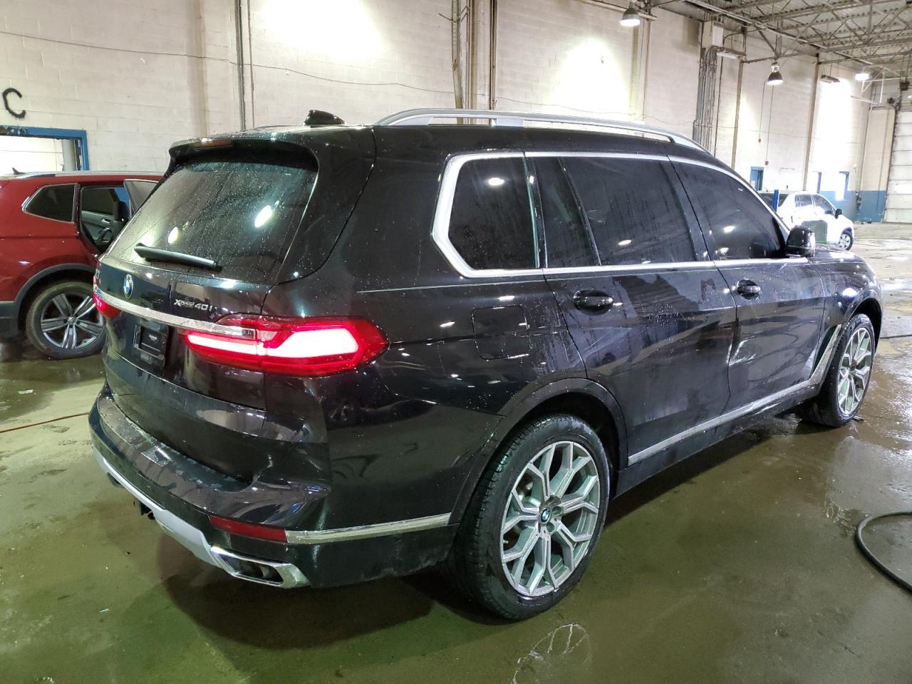 2020 BMW X7 XDRIVE4 - Фото 3