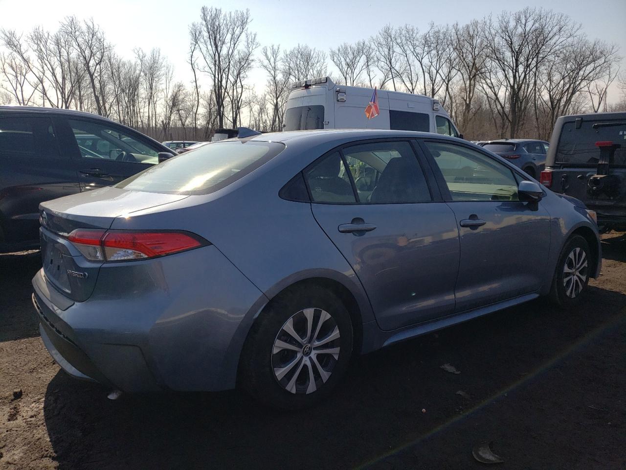 2022 TOYOTA COROLLA LE - Image 3