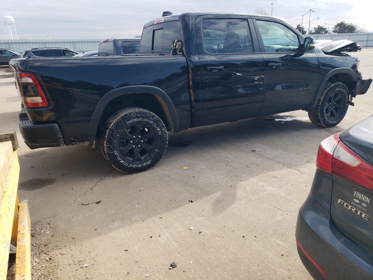 2020 RAM 1500 REBEL - Фото 3
