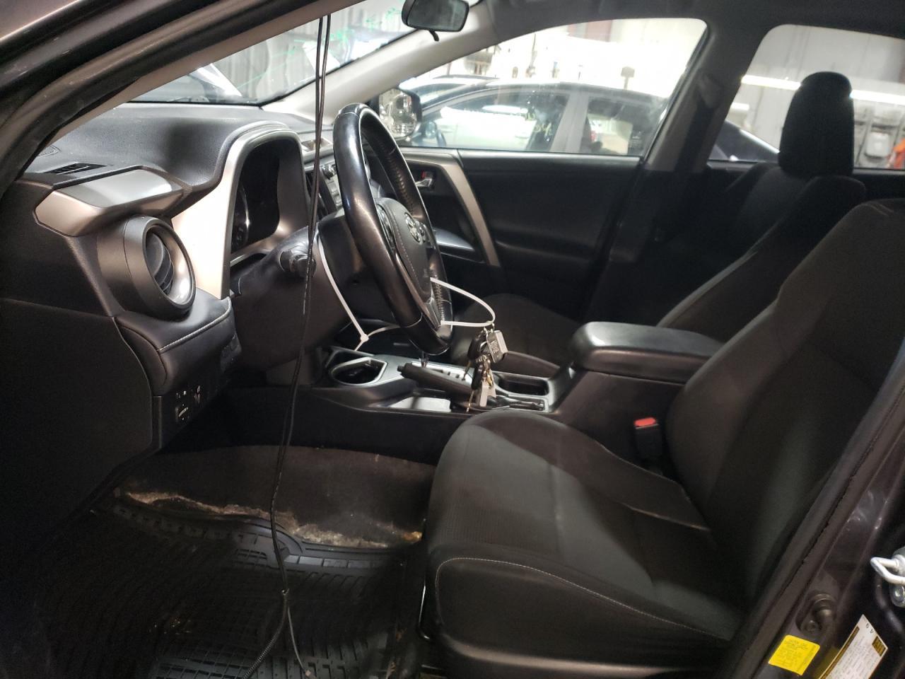 2016 TOYOTA RAV4 XLE - Image 7