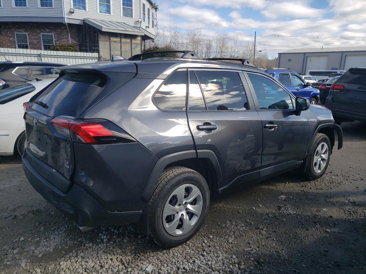 2021 TOYOTA RAV4 LE - Фото 3