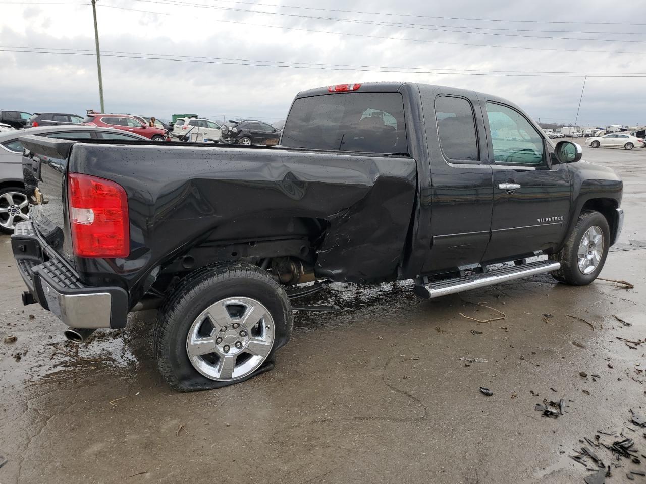2012 CHEVROLET SILVERADO - Image 3