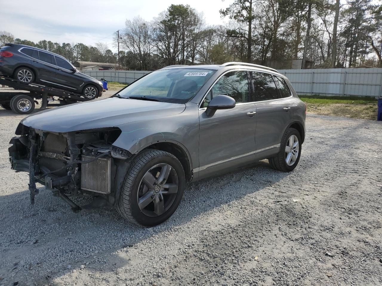 2012 VOLKSWAGEN TOUAREG V6