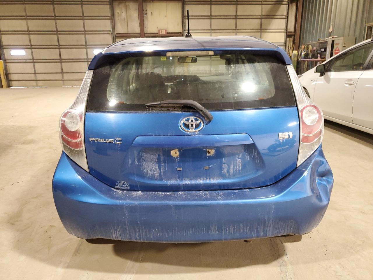 2013 TOYOTA PRIUS C - Image 6