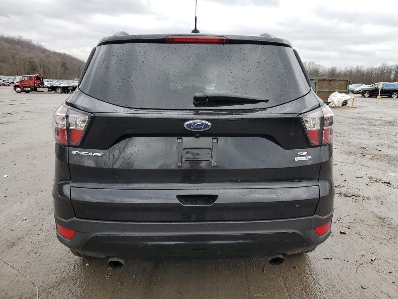 2017 FORD ESCAPE SE - Фото 6