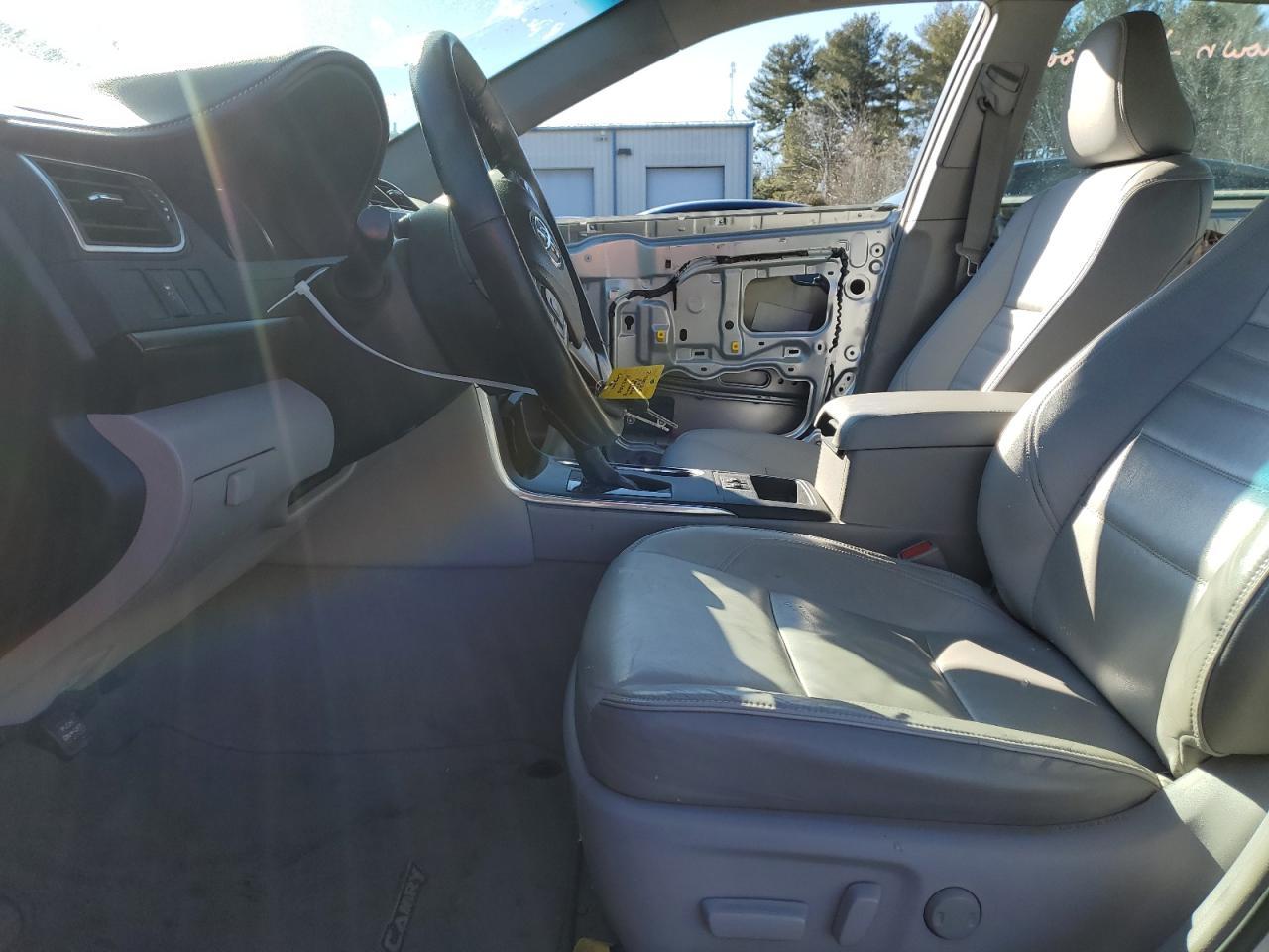 2015 TOYOTA CAMRY LE - Image 7