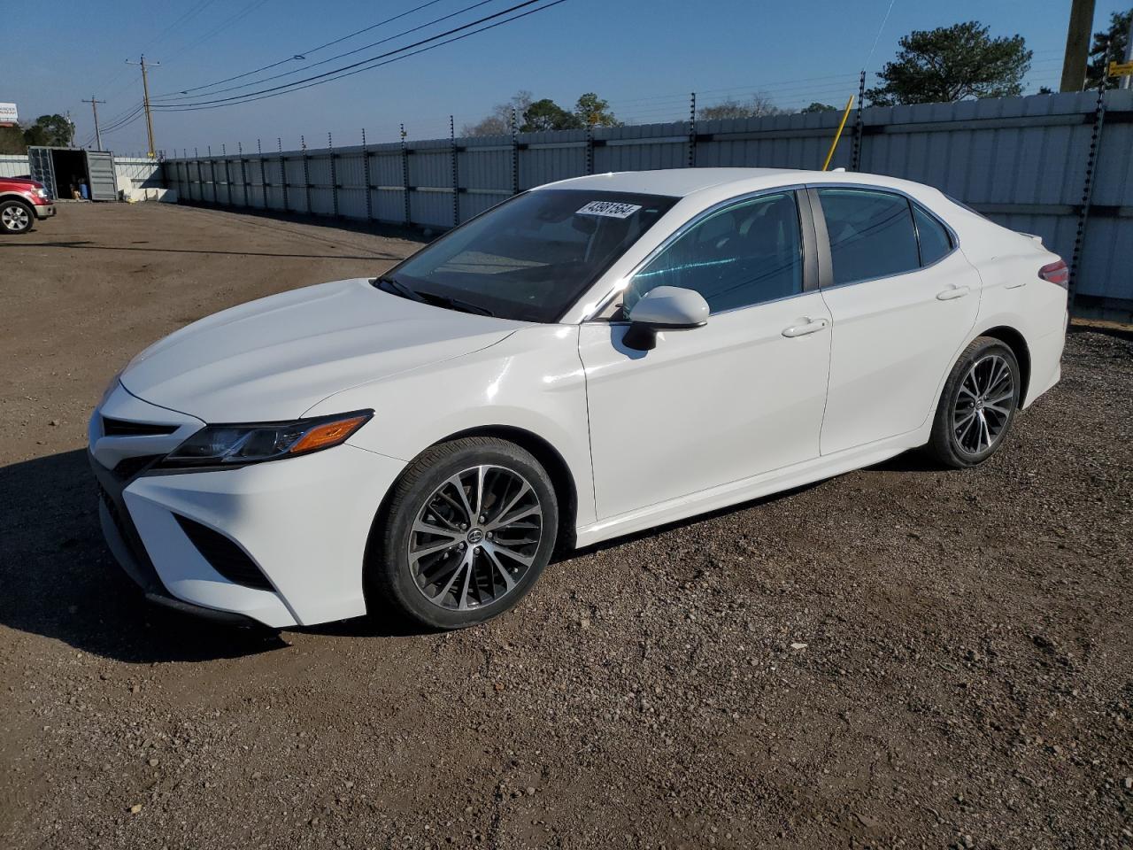 2020 TOYOTA CAMRY SE