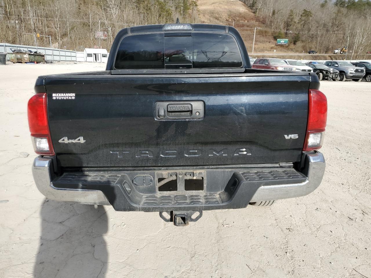 2019 TOYOTA TACOMA DOU - Фото 6