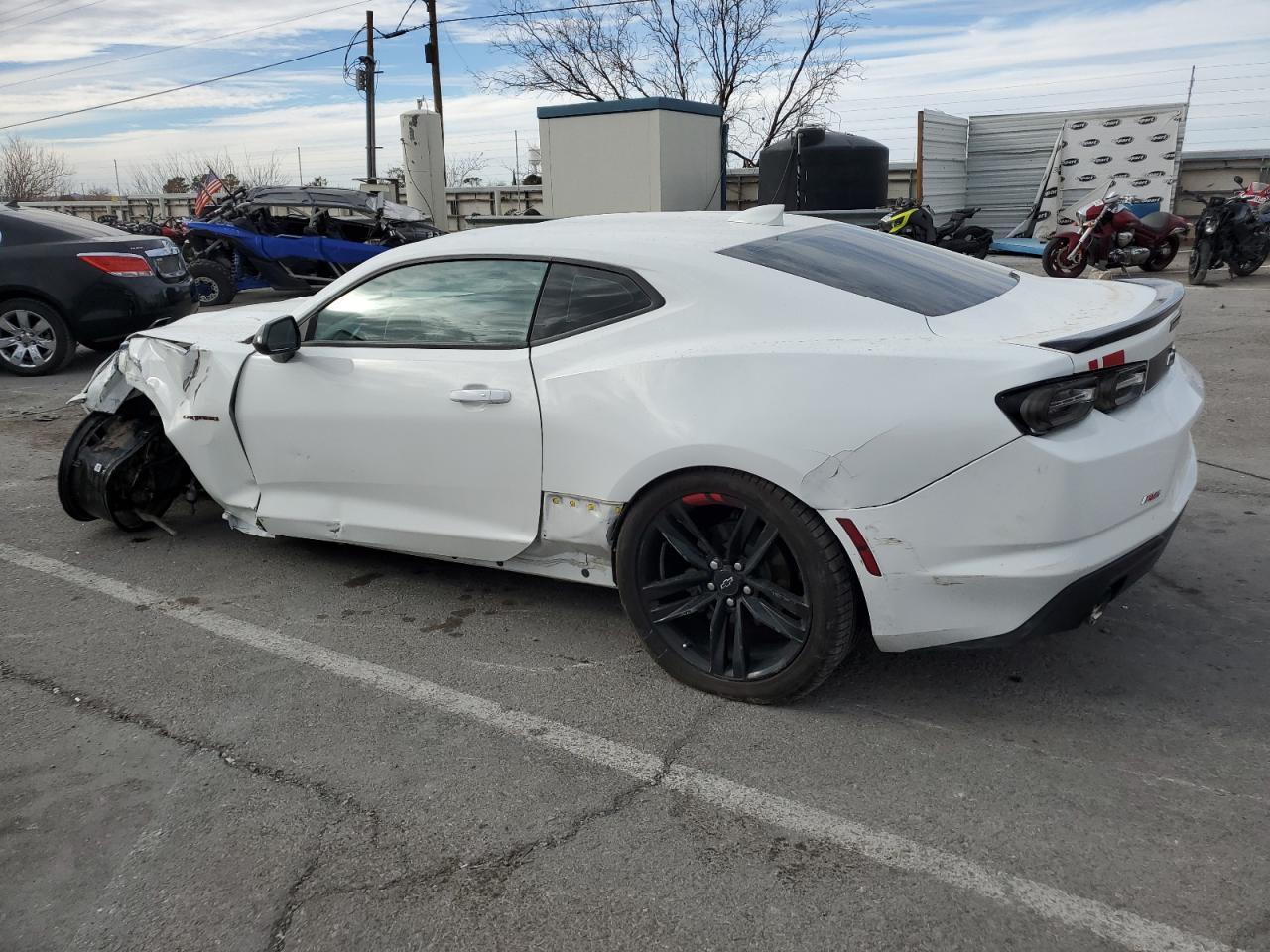 2021 CHEVROLET CAMARO LS - Фото 2