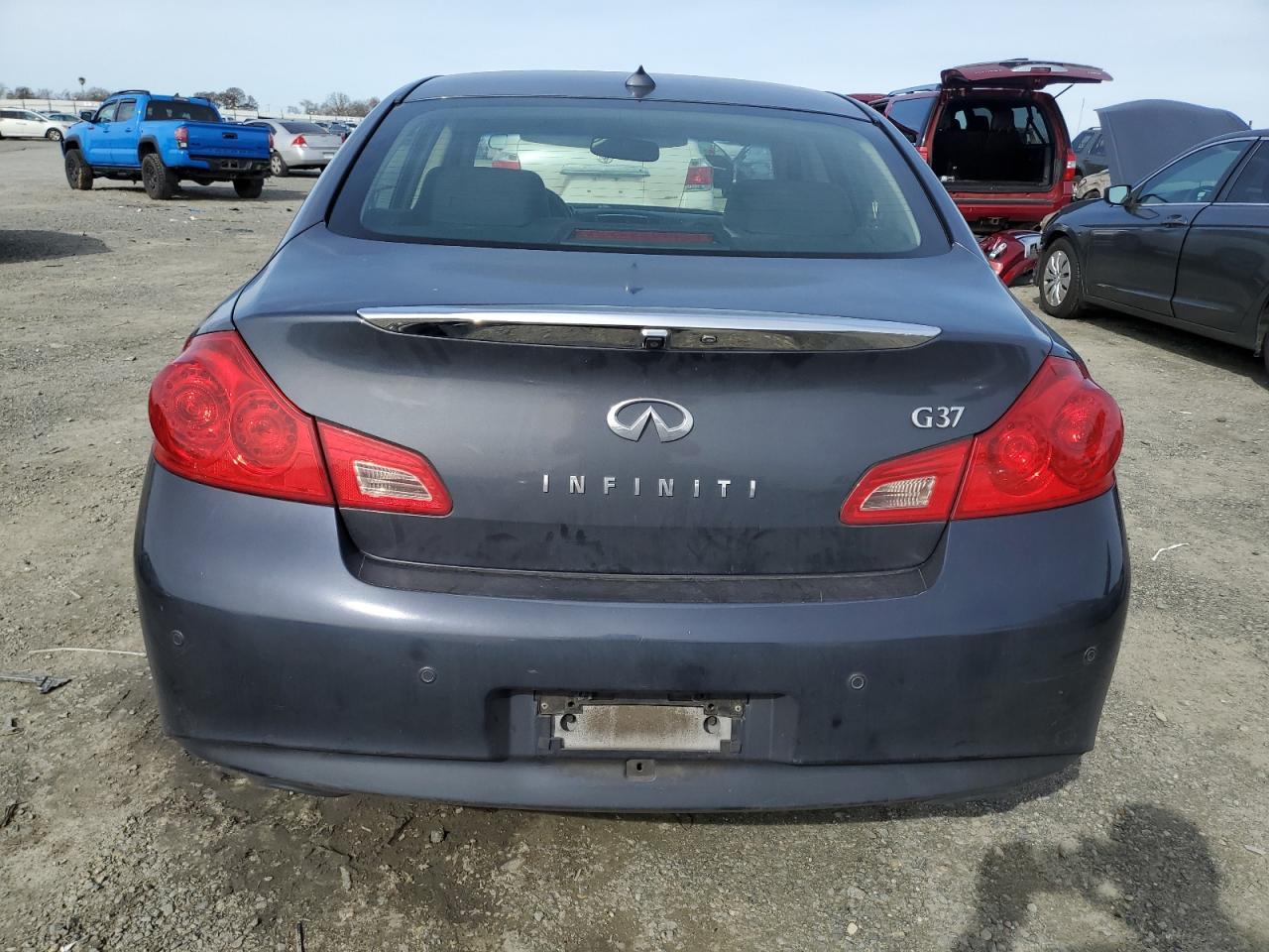 2012 INFINITI G37 BASE - Image 6