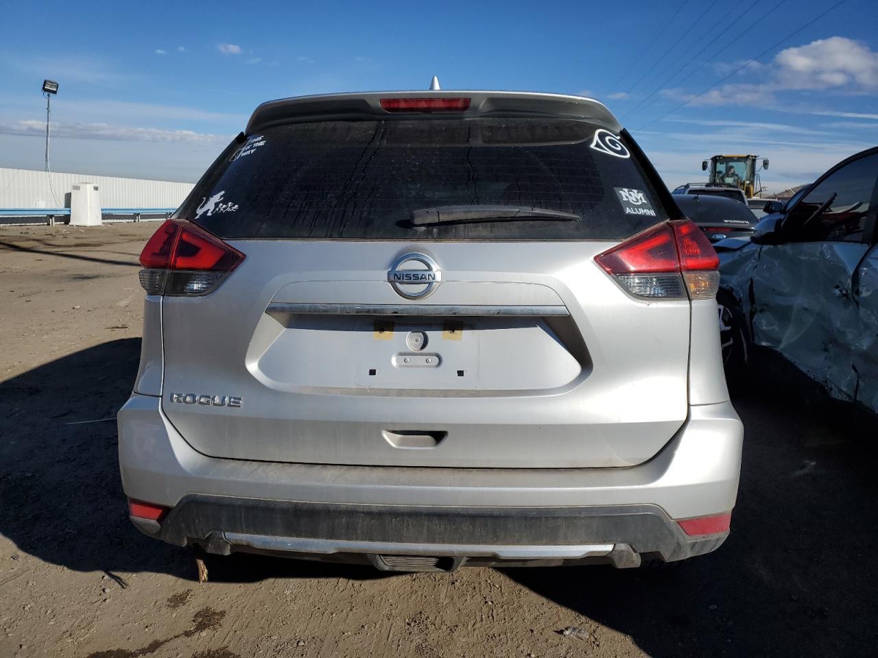 2018 NISSAN ROGUE S - Фото 6