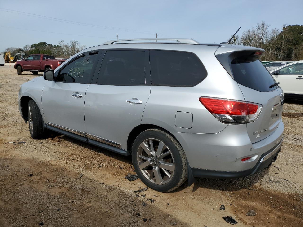 2013 NISSAN PATHFINDER - Фото 2