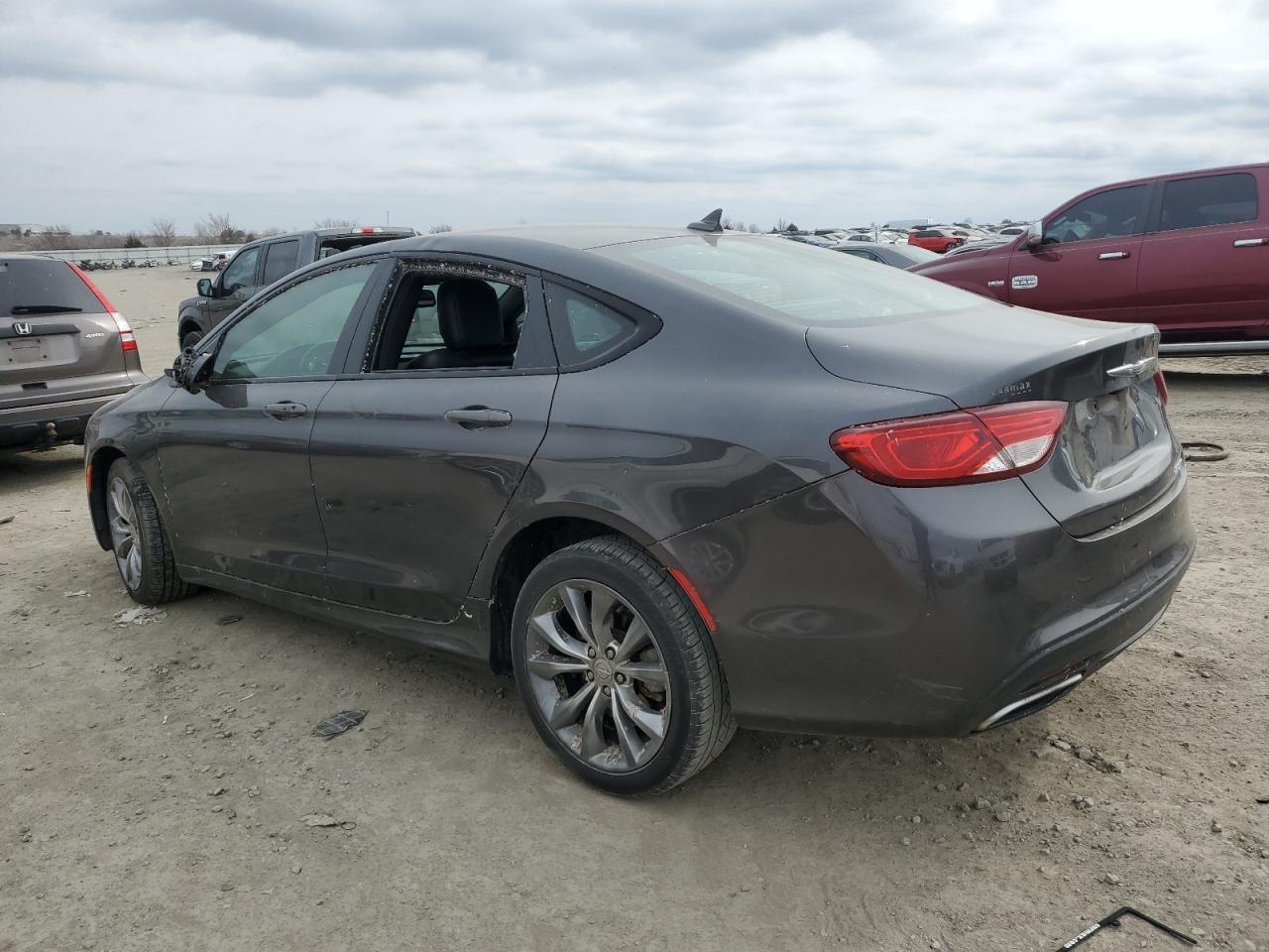 2015 CHRYSLER 200 S - Фото 2