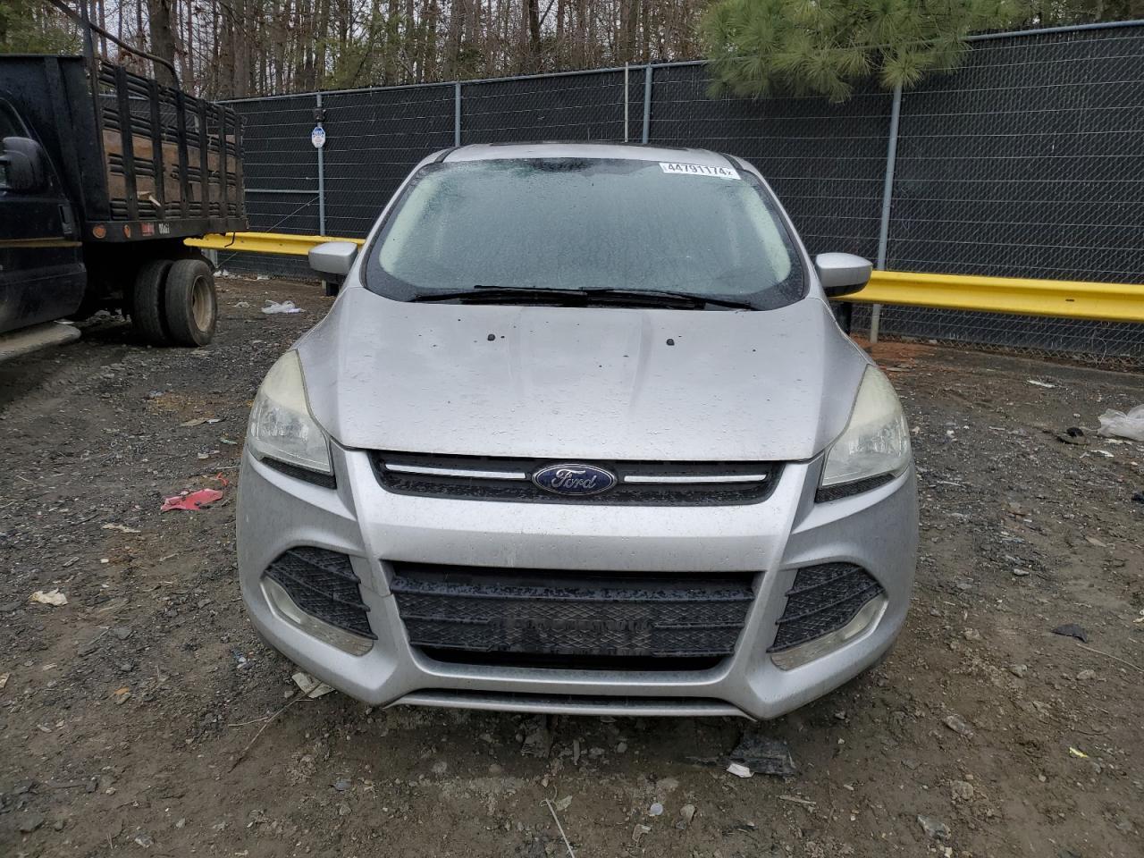 2015 FORD ESCAPE SE - Image 5