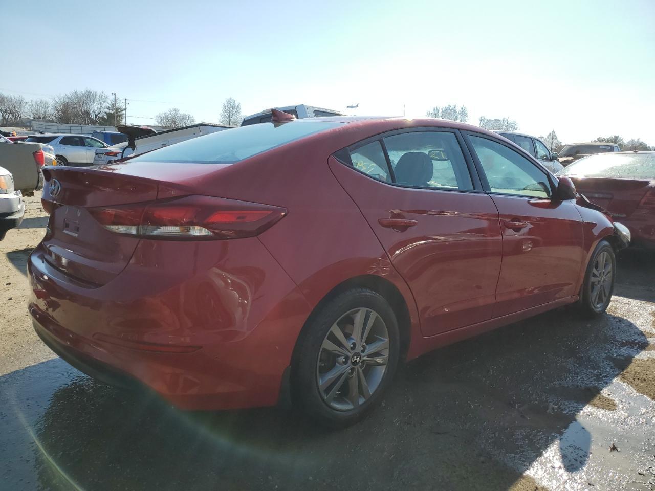2018 HYUNDAI ELANTRA SE - Image 3