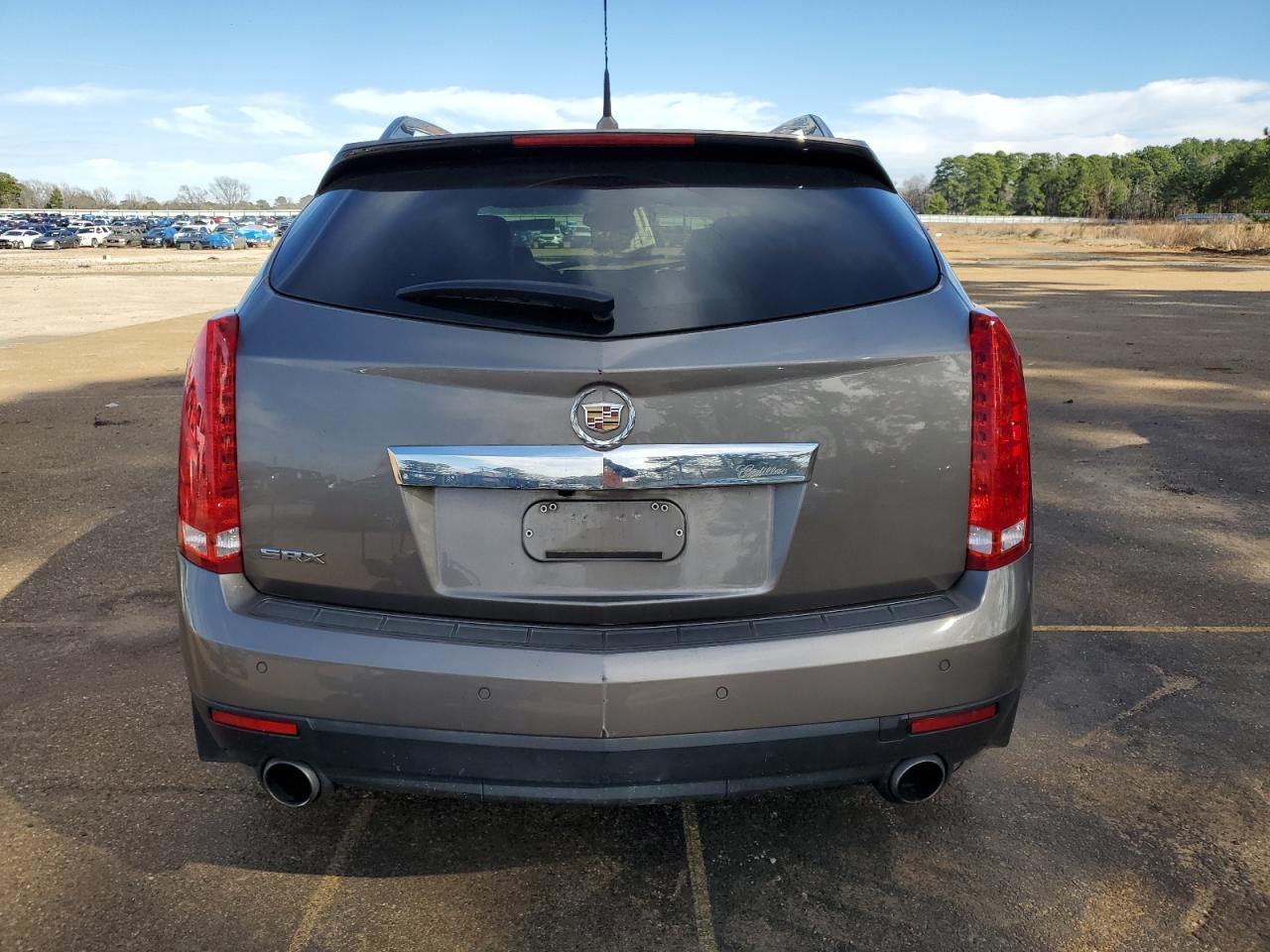 2011 CADILLAC SRX PERFOR - Image 6
