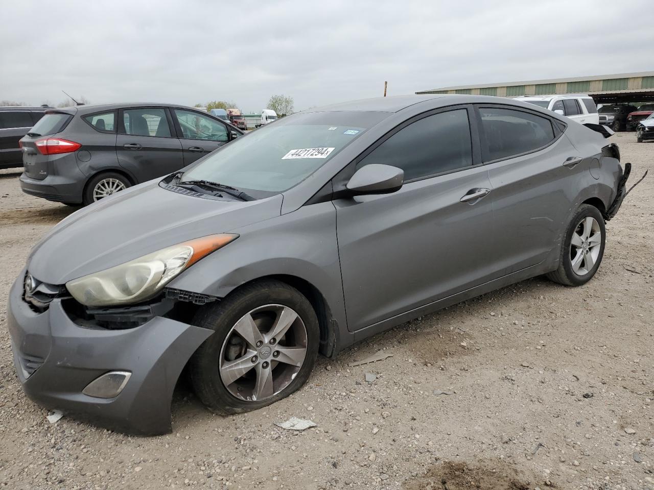 2013 HYUNDAI ELANTRA GL