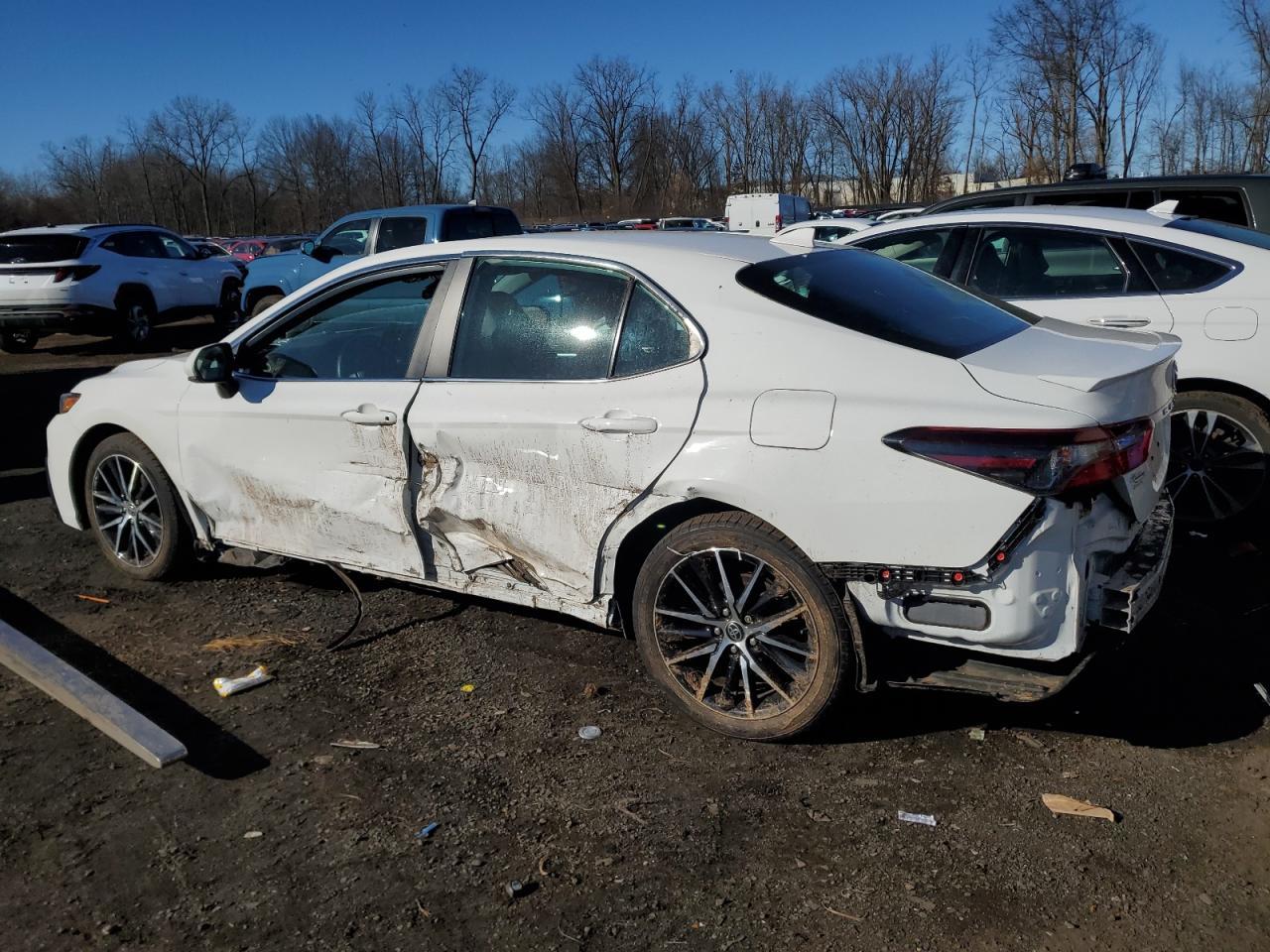 2021 TOYOTA CAMRY SE - Image 2
