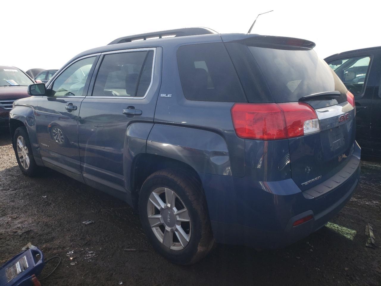 2012 GMC TERRAIN SL - Image 2