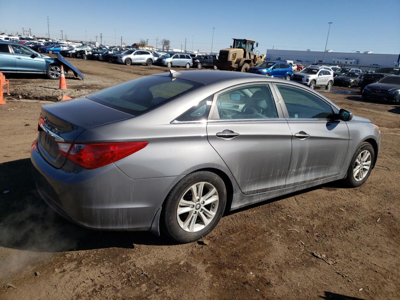 2013 HYUNDAI SONATA GLS - Фото 3