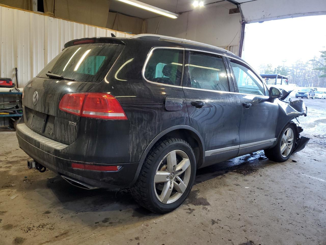 2011 VOLKSWAGEN TOUAREG V6 - Фото 3
