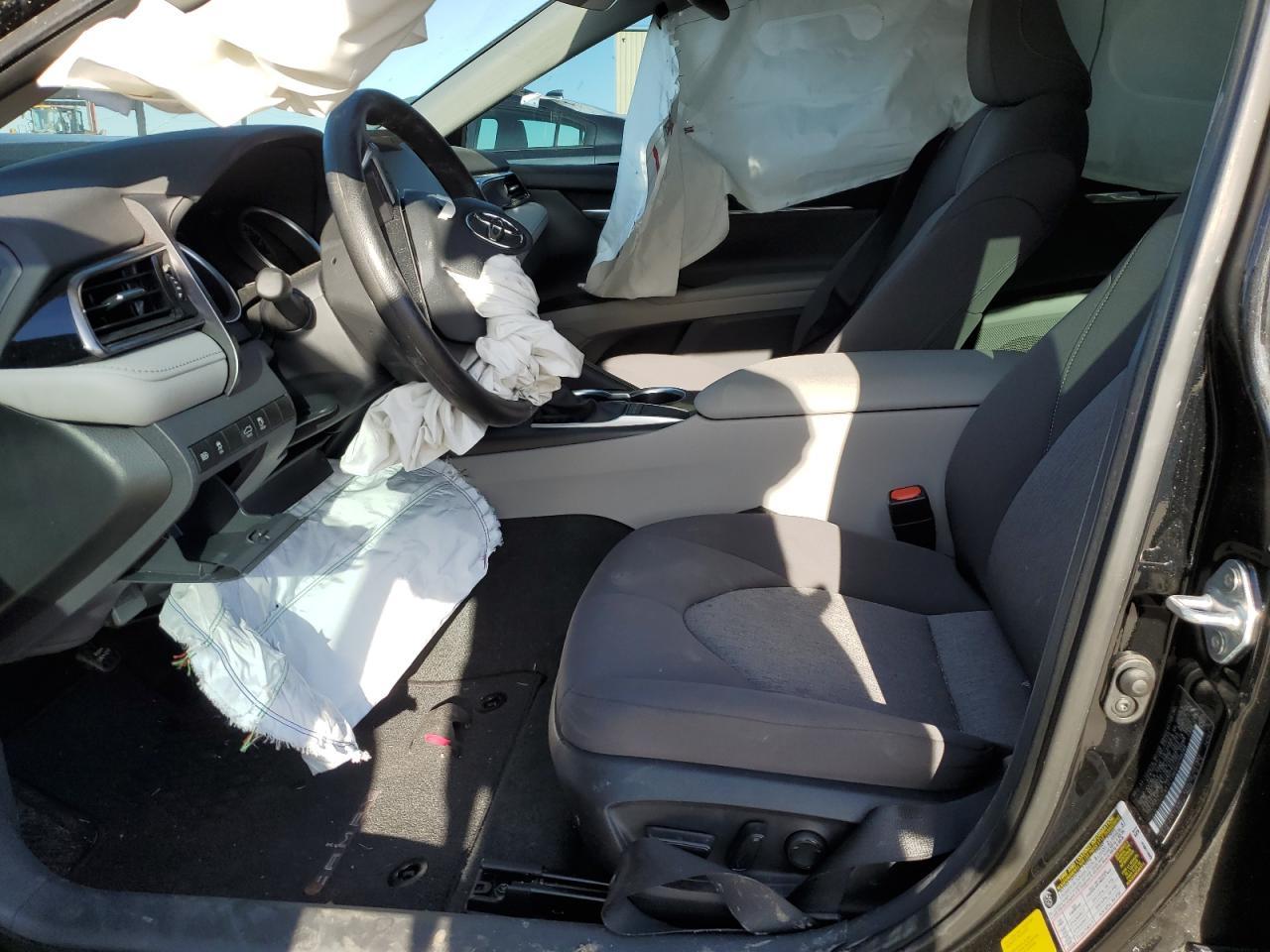 2023 TOYOTA CAMRY LE - Image 7