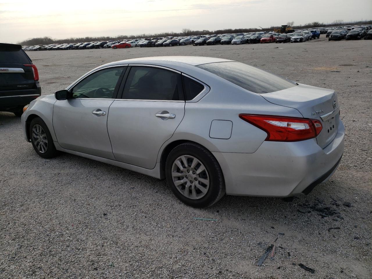 2016 NISSAN ALTIMA 2.5 - Фото 2