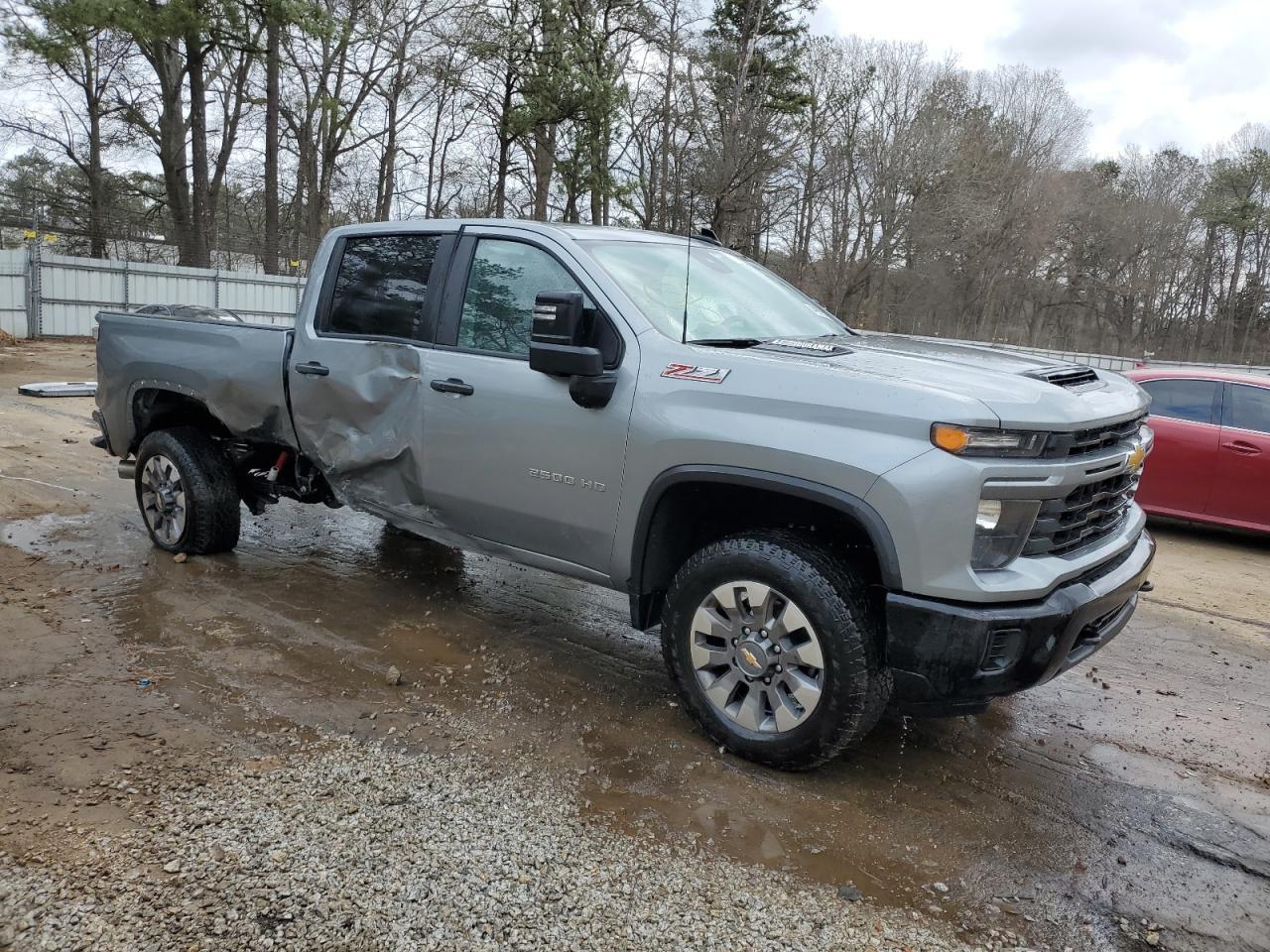 2024 CHEVROLET SILVERADO - Image 4