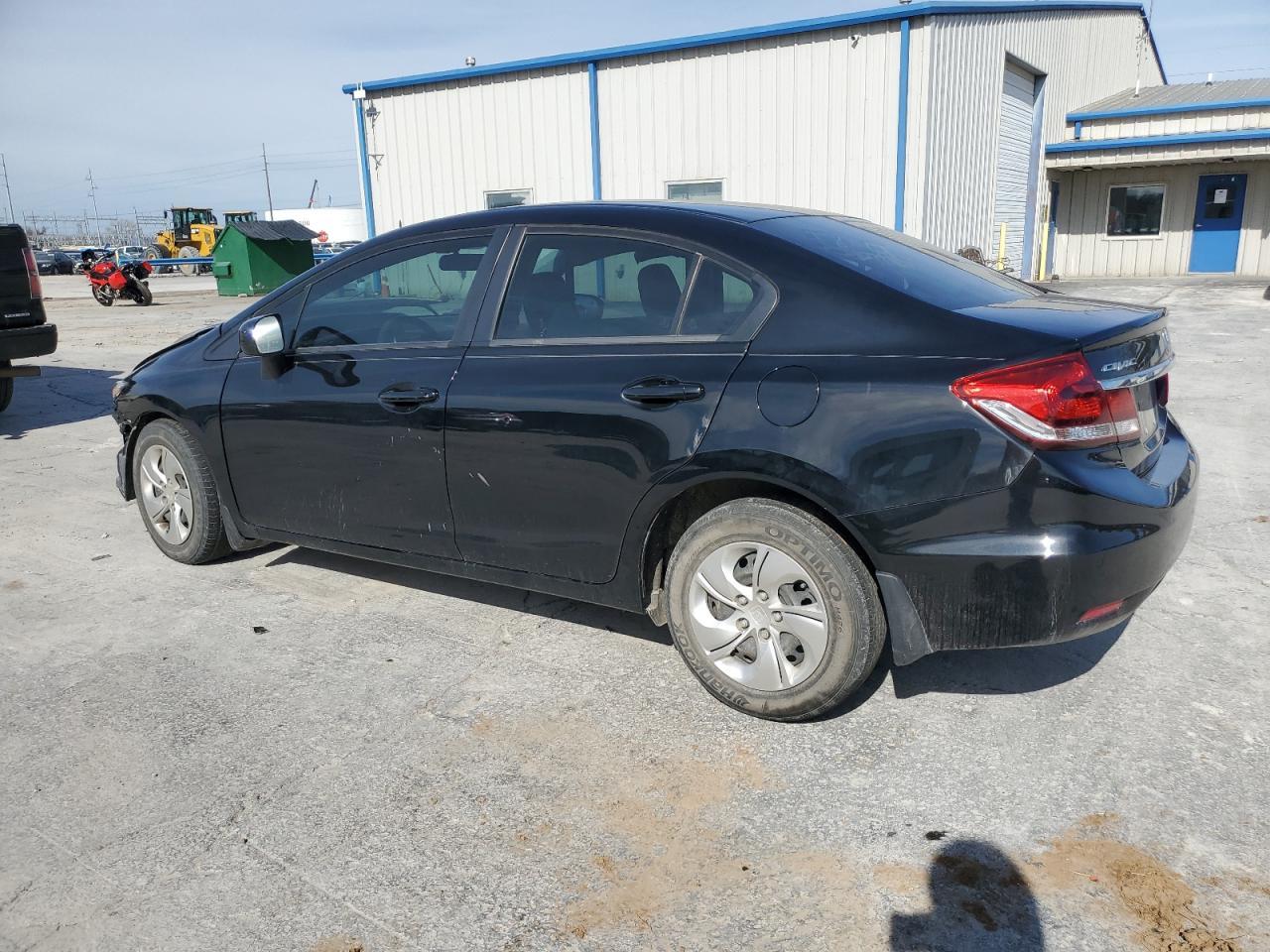 2015 HONDA CIVIC LX - Фото 2