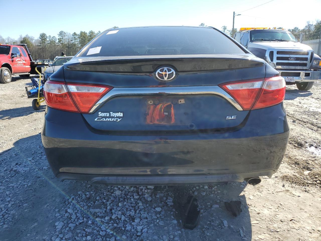 2016 TOYOTA CAMRY LE - Фото 6