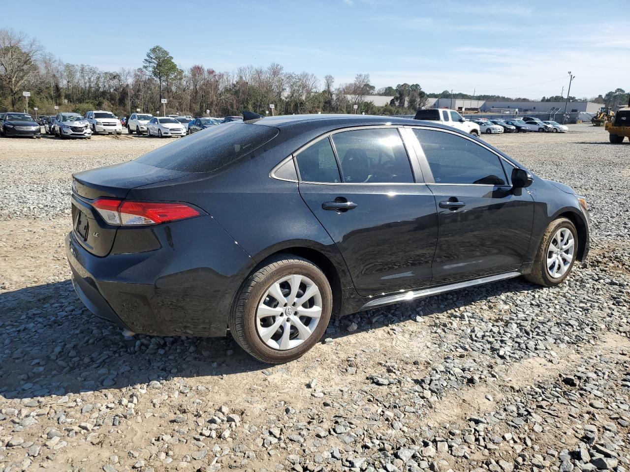 2022 TOYOTA COROLLA LE - Image 3