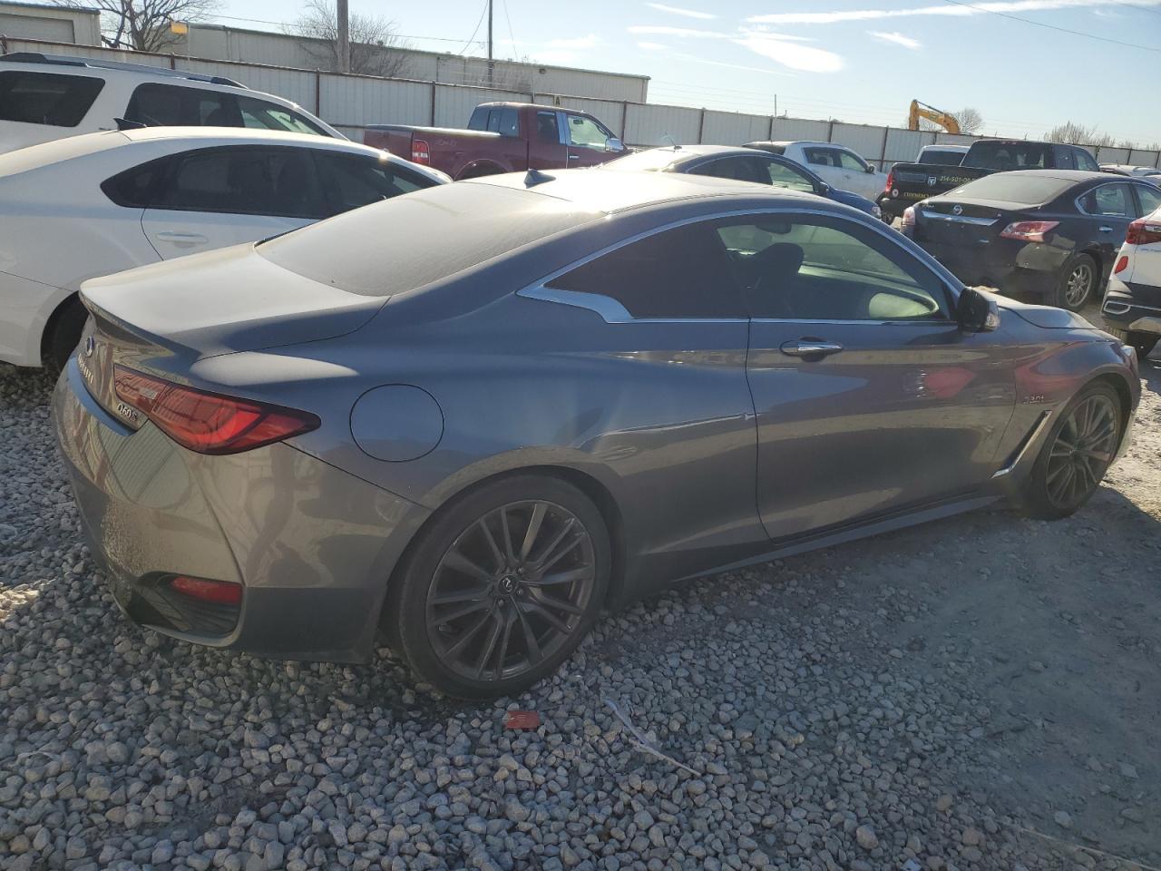 2017 INFINITI Q60 RED SP - Image 3