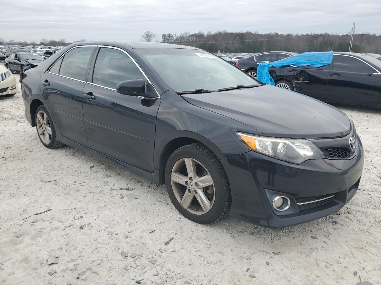 2013 TOYOTA CAMRY L - Image 4