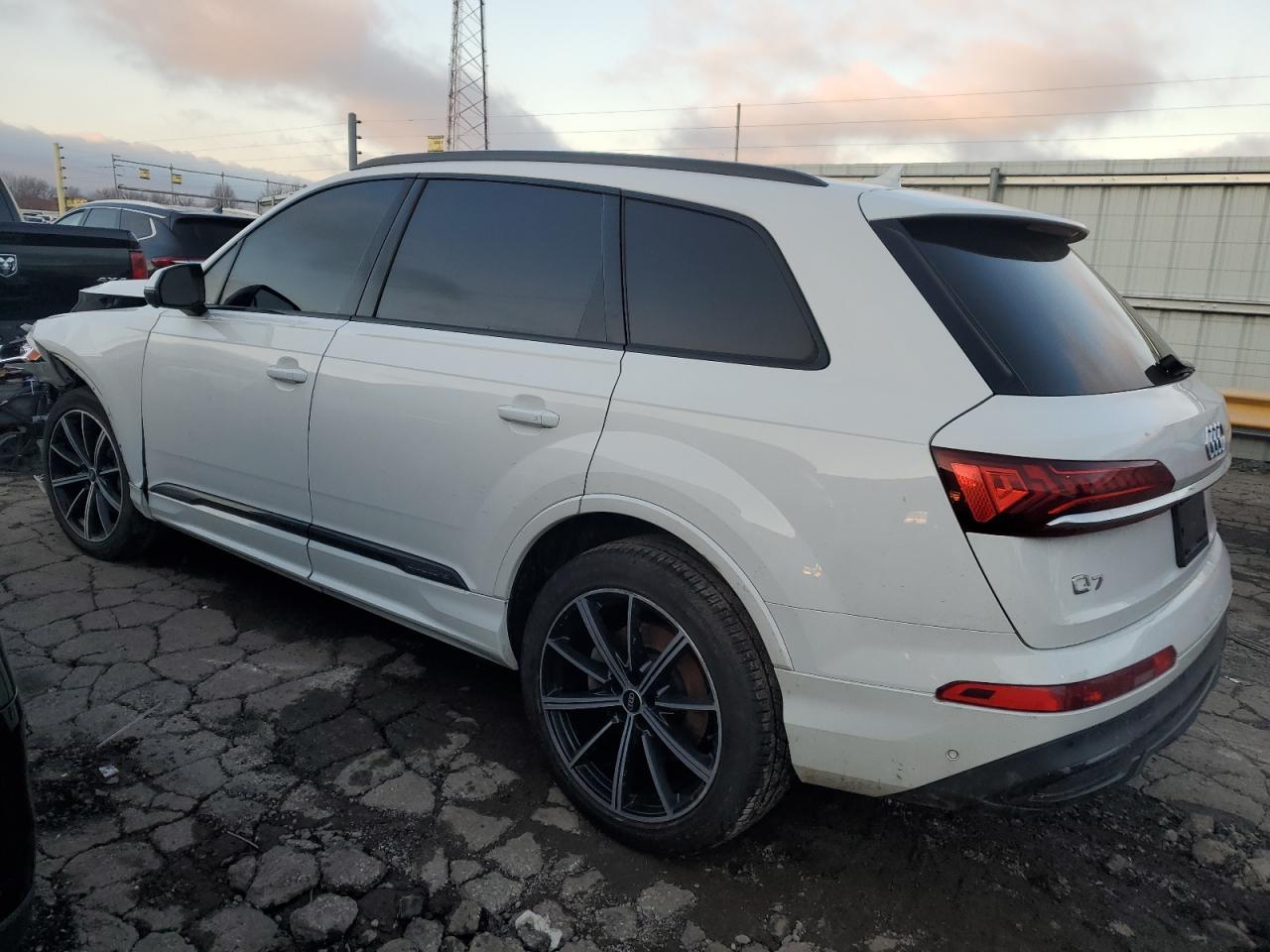 2021 AUDI Q7 PREMIUM - Image 2