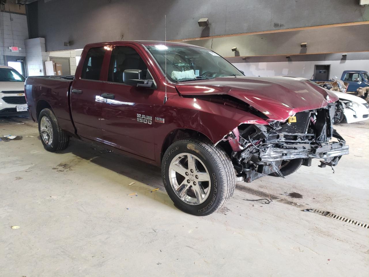 2017 RAM 1500 ST - Фото 4
