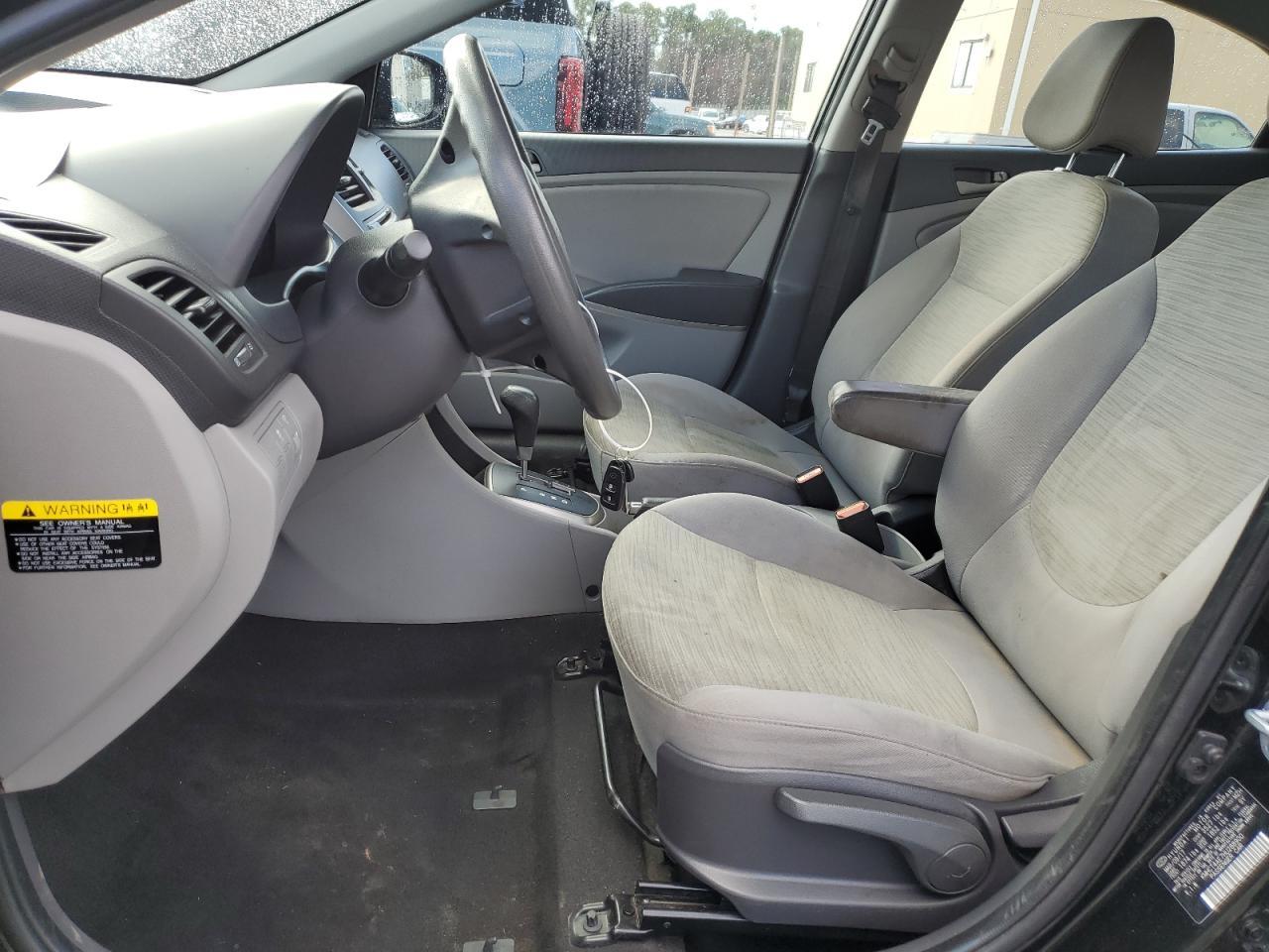 2017 HYUNDAI ACCENT SE - Фото 7