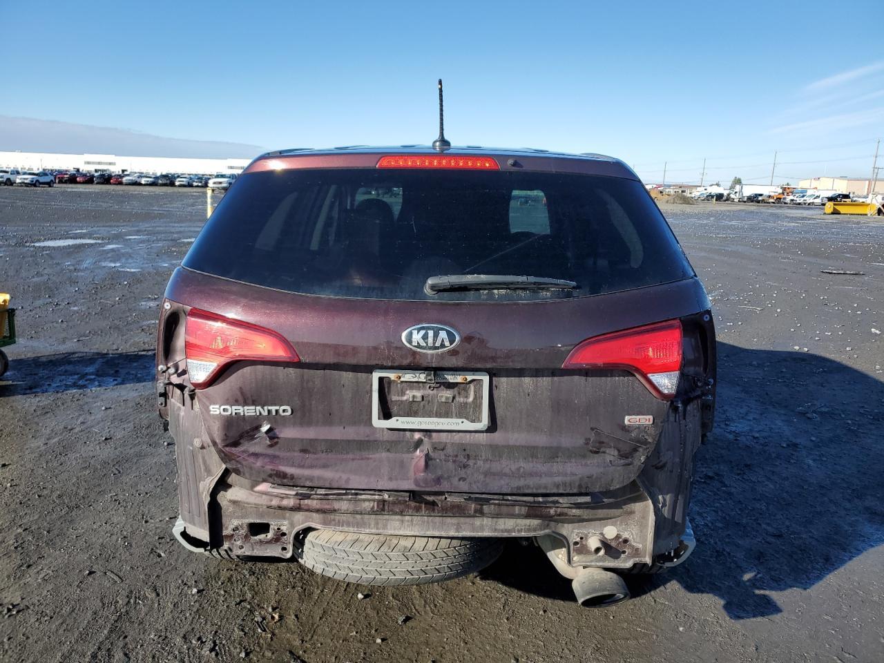 2015 KIA SORENTO LX - Image 6