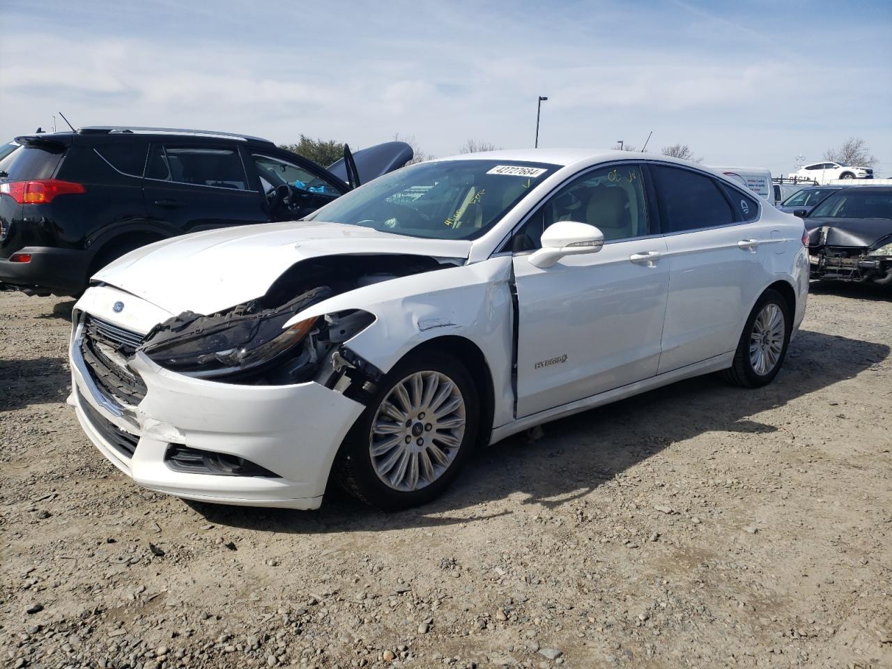 2014 FORD FUSION SE car image