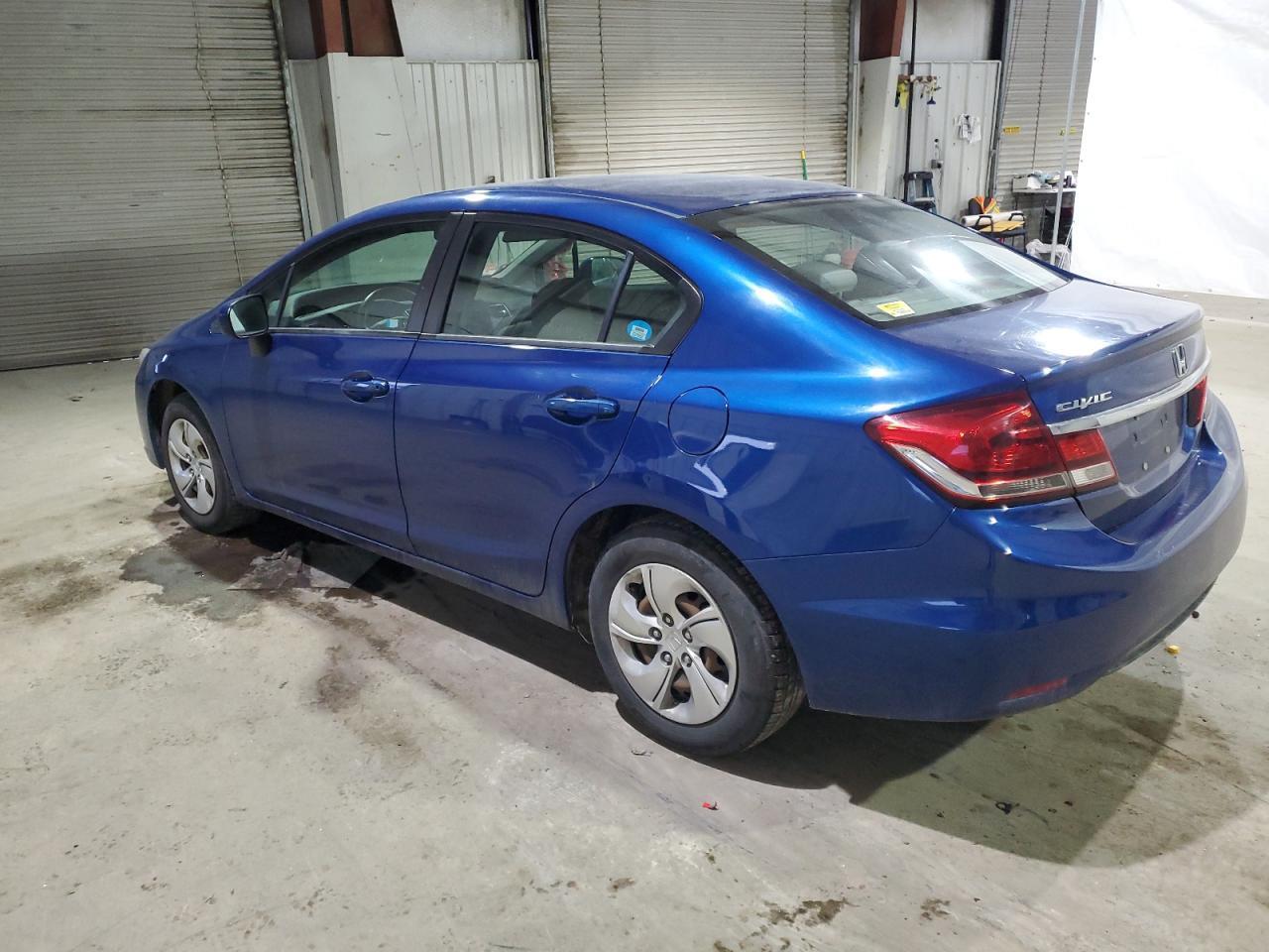 2015 HONDA CIVIC LX - Image 2