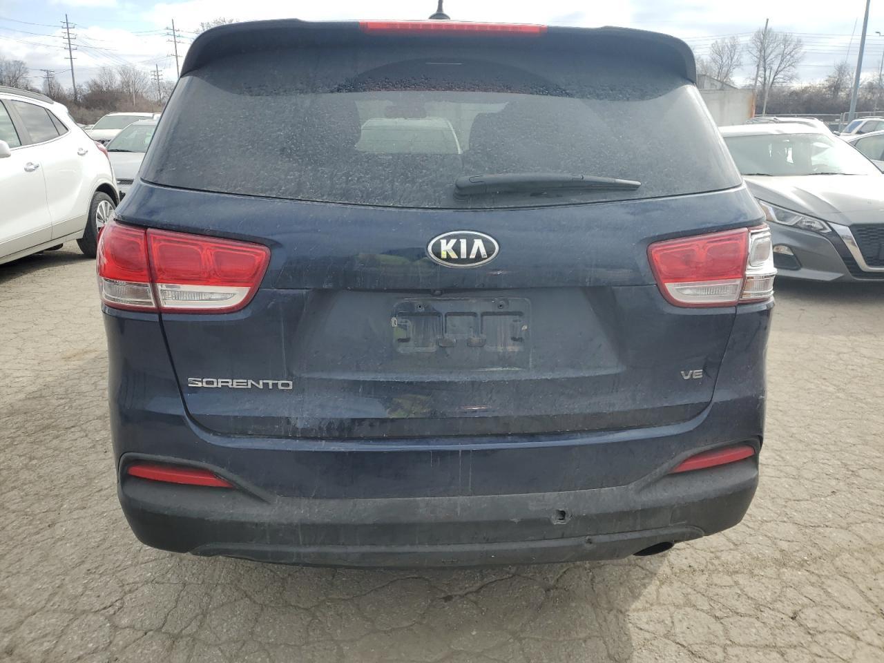 2016 KIA SORENTO LX - Image 6