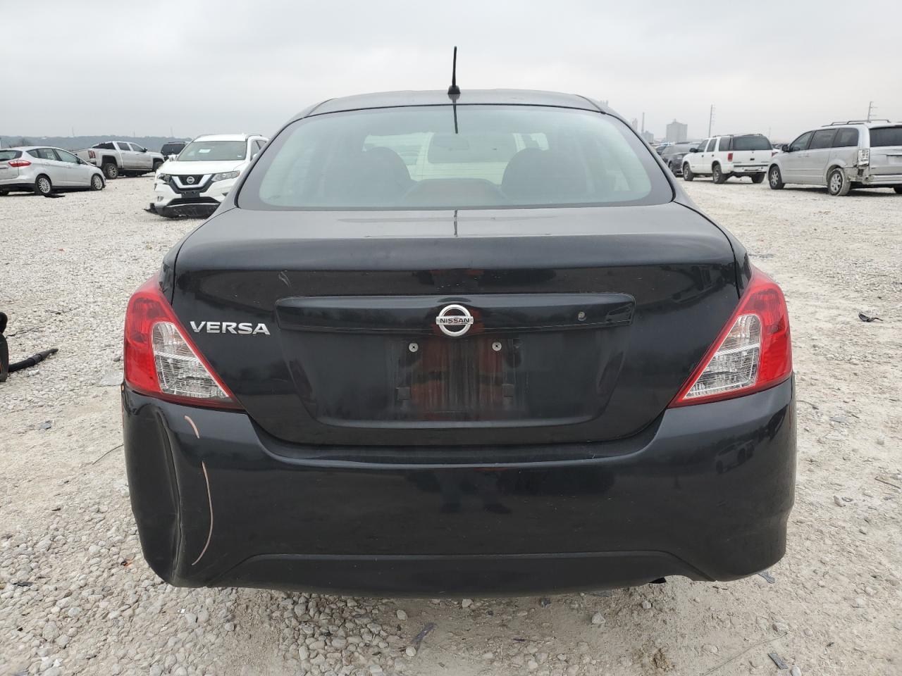 2016 NISSAN VERSA S - Фото 6